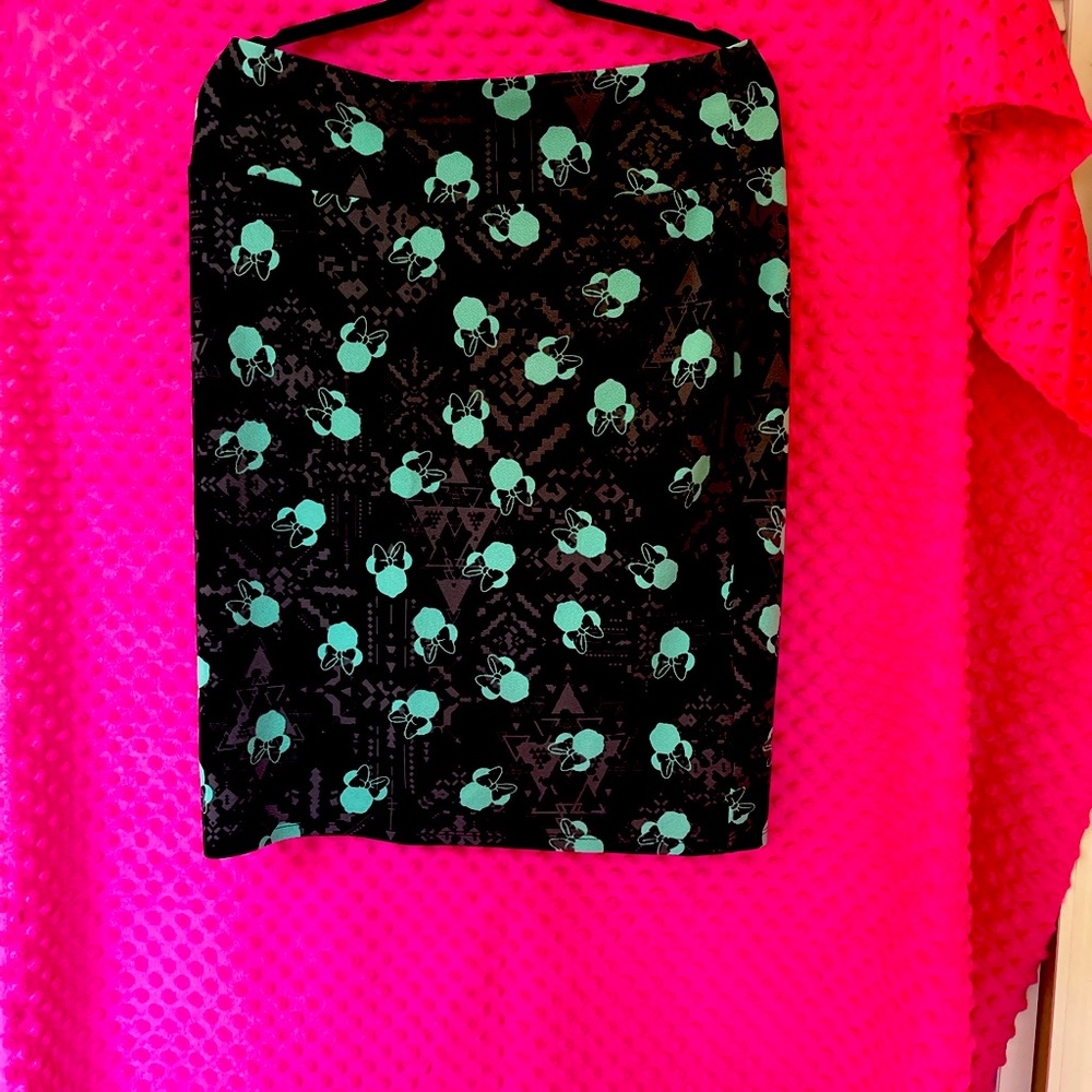 Cassie Disney Black and Teal 2X